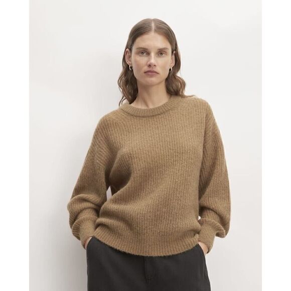 Everlane Sweaters - Everlane The Alpaca Crew Beige Pullover Sweater Small